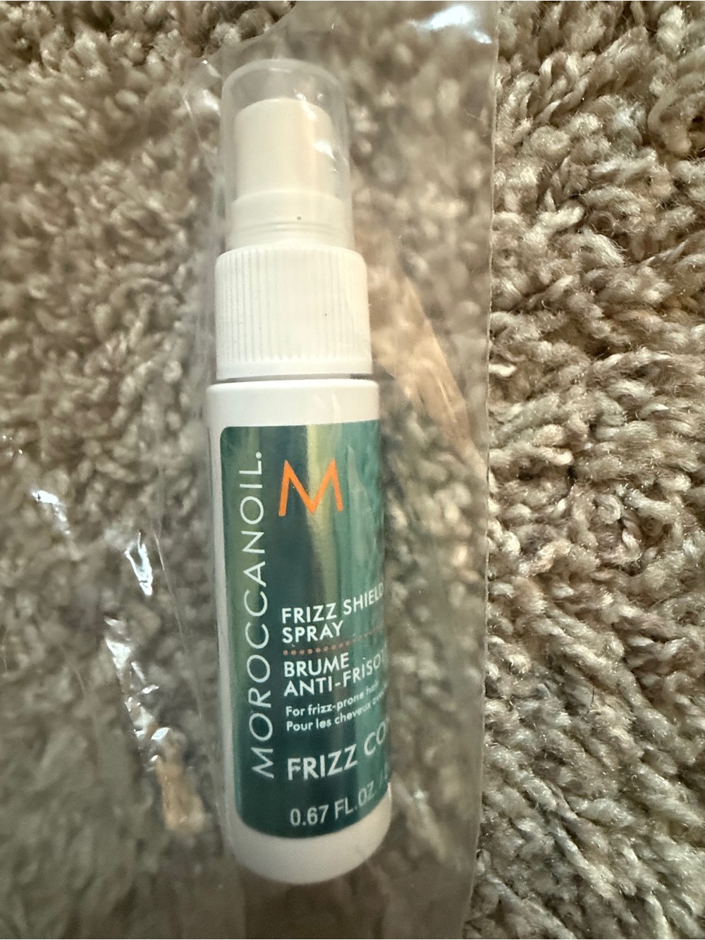 💙 4/$20 Moroccanoil Frizz Shield Spray